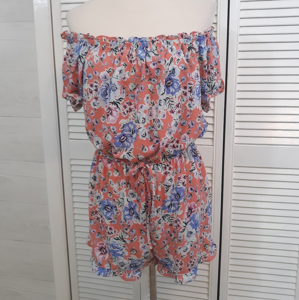 Ultra flirt off shoulder romper shorts sz LG *J - Picture 1 of 6